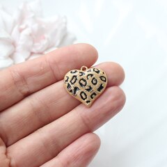 Подвеска с Сердце с фактурной эмалью, 22*22 мм, позолота, П829