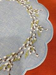 Большая декоративная салфетка-подтарельник с вышивкой