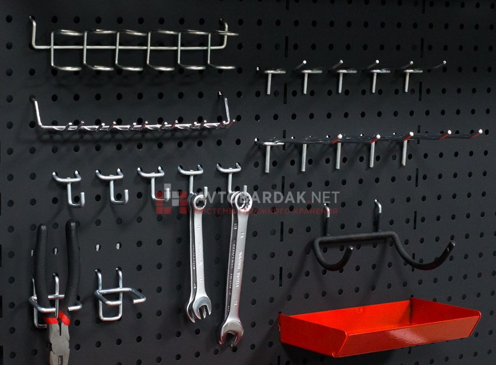 Разместить инструменты на стене в мастерской. Настенный держатель для инструментов своими руками