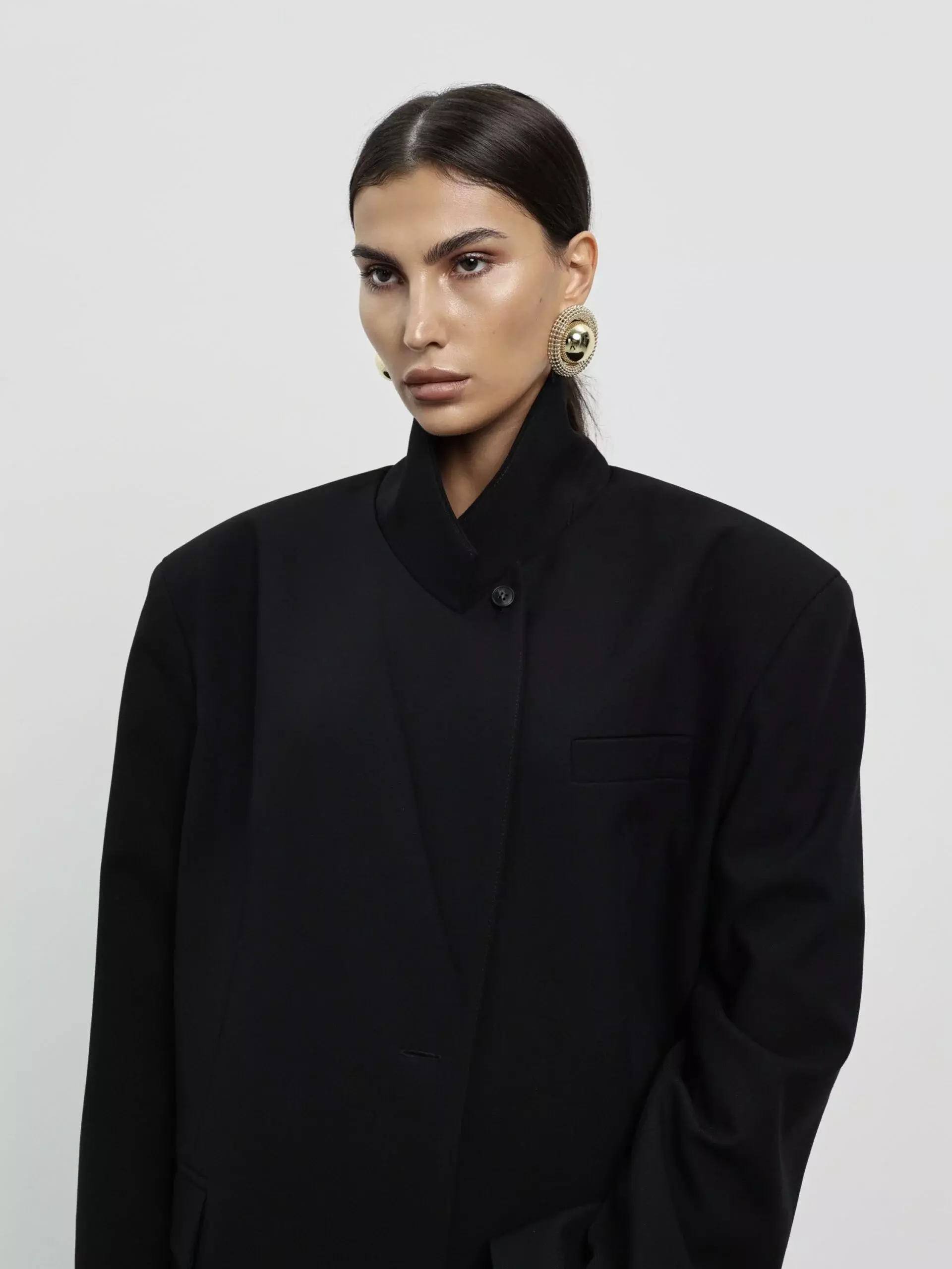 Пиджак оверсайз с объемными плечами, Черный