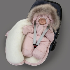 Комплект на выписку из 5 предметов