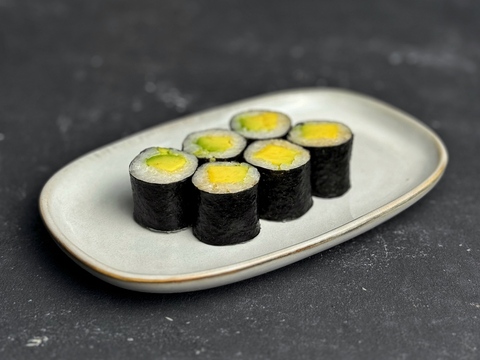 Хосомаки с авокадо