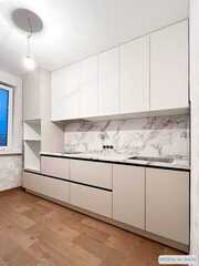 Кухня на заказ со встроенной техникой