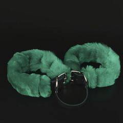 Черные кожаные наручники со съемной зеленой опушкой - 