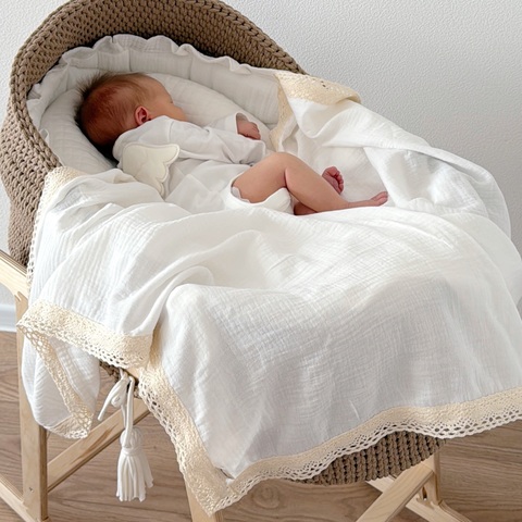 Пеленка муслин с кружевом "Молоко"