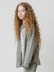 рубашка  для девочки  КР 302812/лесной туман к583