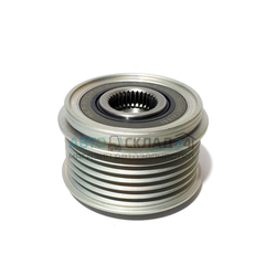 ШКИВ ГЕНЕРАТОРА SANTA FE CM, DM, SORENTO XM 2,4 THETA 2 IKA (С ОБГОННОЙ МУФТОЙ)