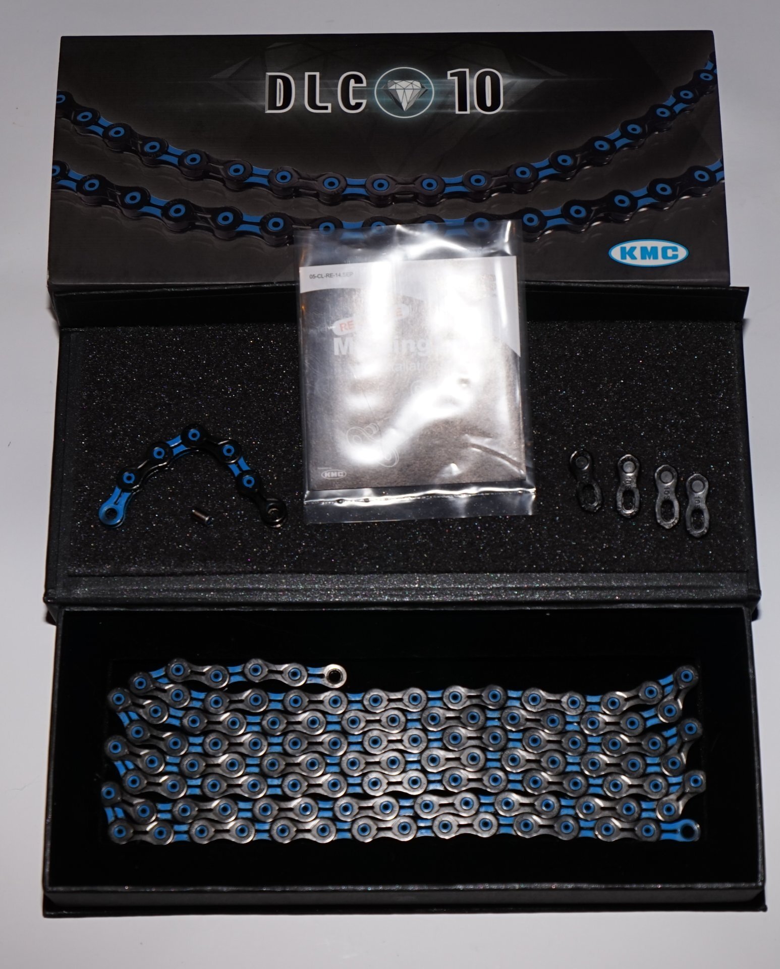 KMC DLC X10SL 10 116L Black BLUE 6 900 Adrenalin