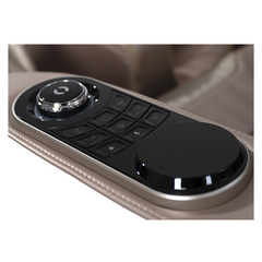 Массажное кресло Meridien Minneapolis (Brown + White)