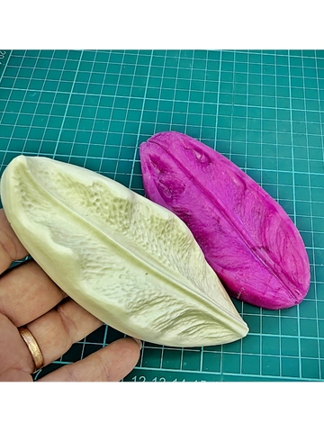 Молд+Вайнер лепесток лилии волна 13,2х5,4см