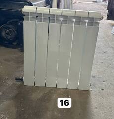 Биметаллический радиатор Б/У 500 6 секц. бок.