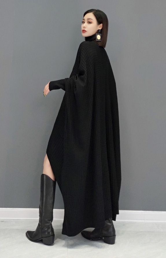 Платье - свитер женское свободного кроя «WIZER»