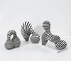 Статуэтка Zaha Sphere Black C