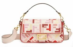 Сумка Fendi Baguette из холщовой ткани Ff розового цвета
