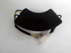 Блок AVR (регулятор напряжения) для генератора 2.5 кВт ( 1 колодка 4 провода + 2 пров )