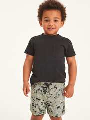 Футболка и шорты в комплекте для мальчика Next 320-079, Хаки, Черный