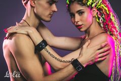 Черные наручники Liberate - 