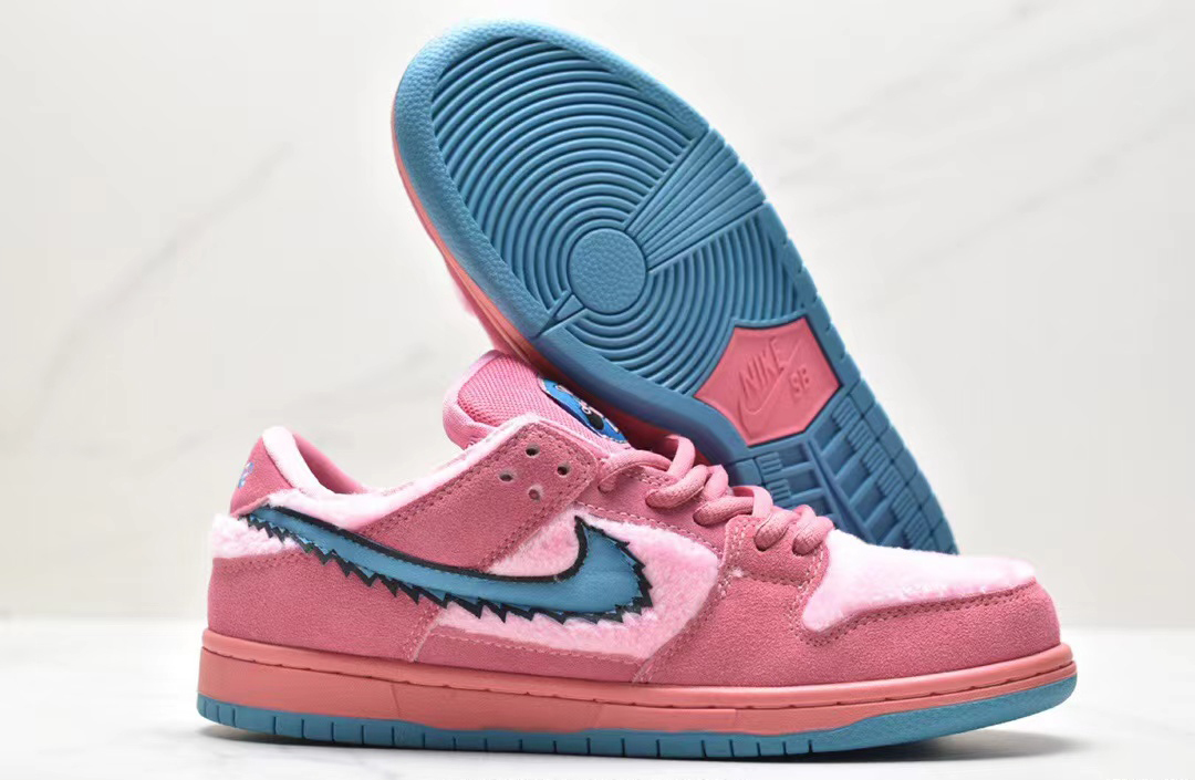 Nike sb dunk baby bear on sale