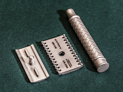 Бритвенный набор FULL KIT т-образная бритва 