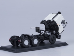 MAZ-6422 road tractor later with spoiler print Russia white Start Scale Models (SSM) 1:43