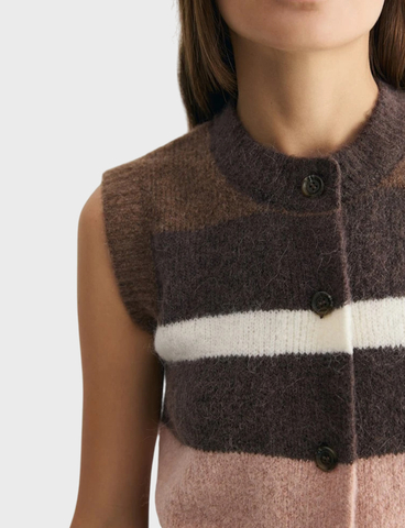 Жилет DAISYKNIT