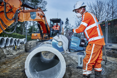 Резчик аккумуляторный Makita CE001GZ