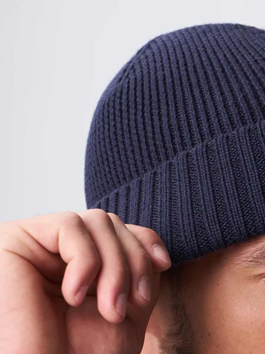 Шапка зимняя на флисе вязаная бини