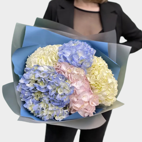 Букет 5 гортензий