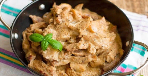 Индейка в сметанно-сливочном соусе