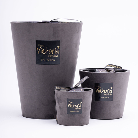 Свеча ароматическая 400г Victoria with Love Velvet grey
