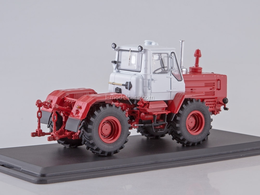 Tractor T-150K white-red 1:43 Start Scale Models (SSM)