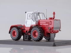 Tractor T-150K white-red 1:43 Start Scale Models (SSM)