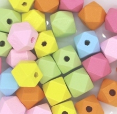 Бусины пришивные дерево, р. 20х20 мм