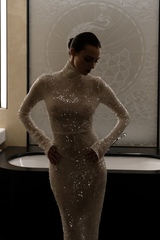 Платье закрытое с пайетками