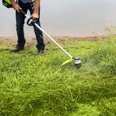 Триммер Greenworks GD60LTK4 60V (40 см) аккумуляторный, с АКБ 4 А/ч и ЗУ