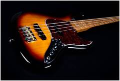 Бас-гитара 4 струны JET JJB-300 SB