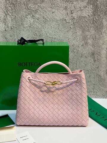 Сумка Bottega Veneta Andiamo розовый