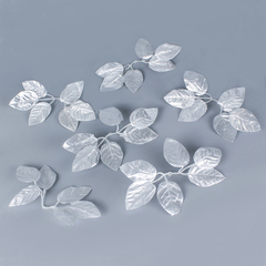 Листья розы из ткани металлик, 6 шт. на ветке, цвет серебро, набор 20 веточек.