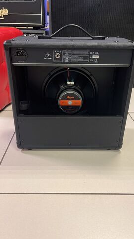 BEHRINGER HA-40R