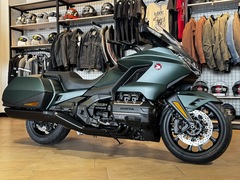 Honda GL 1800 Gold Wing Bagger DCT