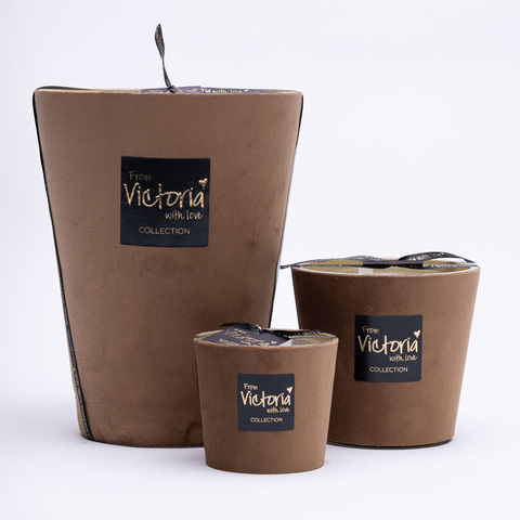 Свеча ароматическая 400г Victoria with Love Velvet light brown