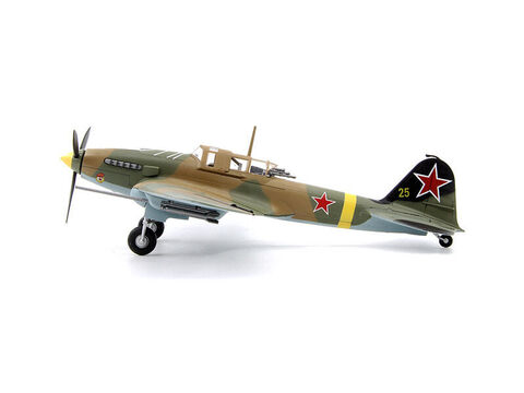Модель Советский Штурмовик IL-2M3 масштаб 1:72
