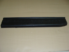 Накладка порога УАЗ-3163 передняя правая (резина)