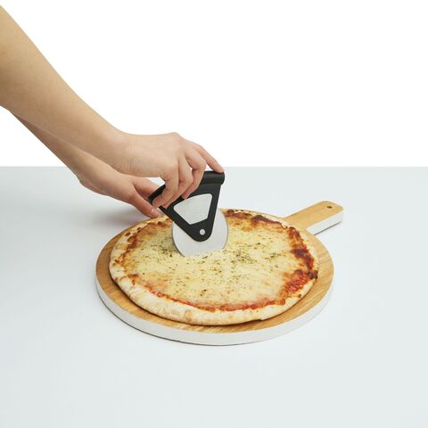 Нож для pizzy USEFUL