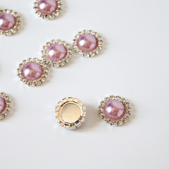 Кабошон-украшение круглое, жемчужина в оправе из страз, цвет розовый, 1,5 см., набор 10 шт.