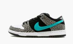 Nike SB Dunk Low Pro "Elephant"