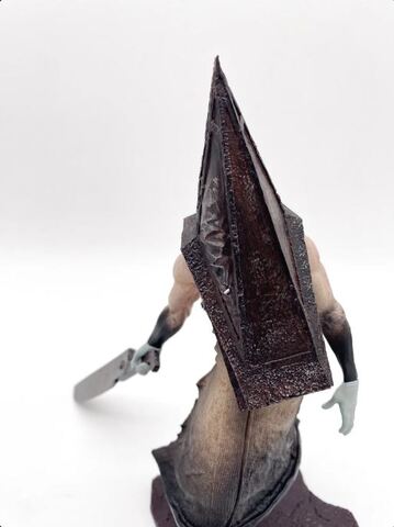 Фигурка Пирамидоголовый Сайлент Хилл 2