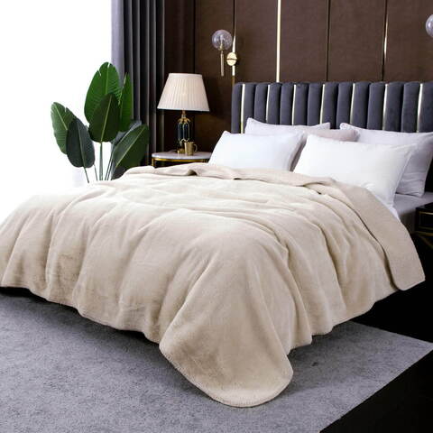 Покрывало 220x240 Sofi De MarkO Аурелия светло-бежевое