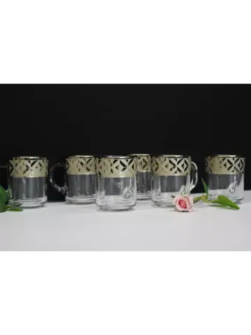 Набор кружек для чая и кофе.