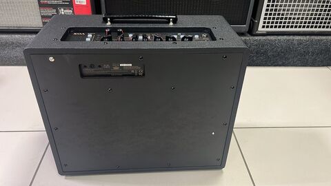 VOX VT40X Моделирующий комбоусилитель